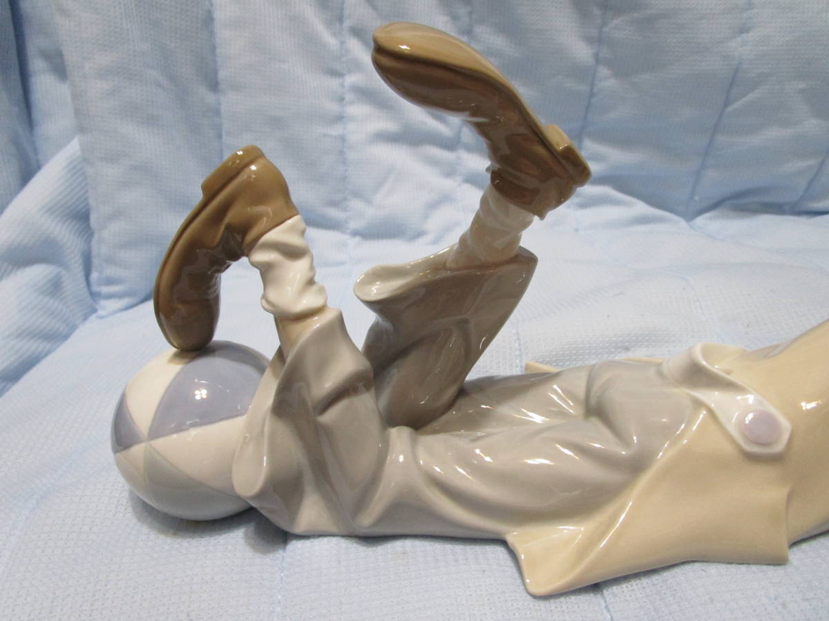 リヤドロ 道化師 ピエロ（Lladro リアドロ 陶器人形 置物） 現状品にて