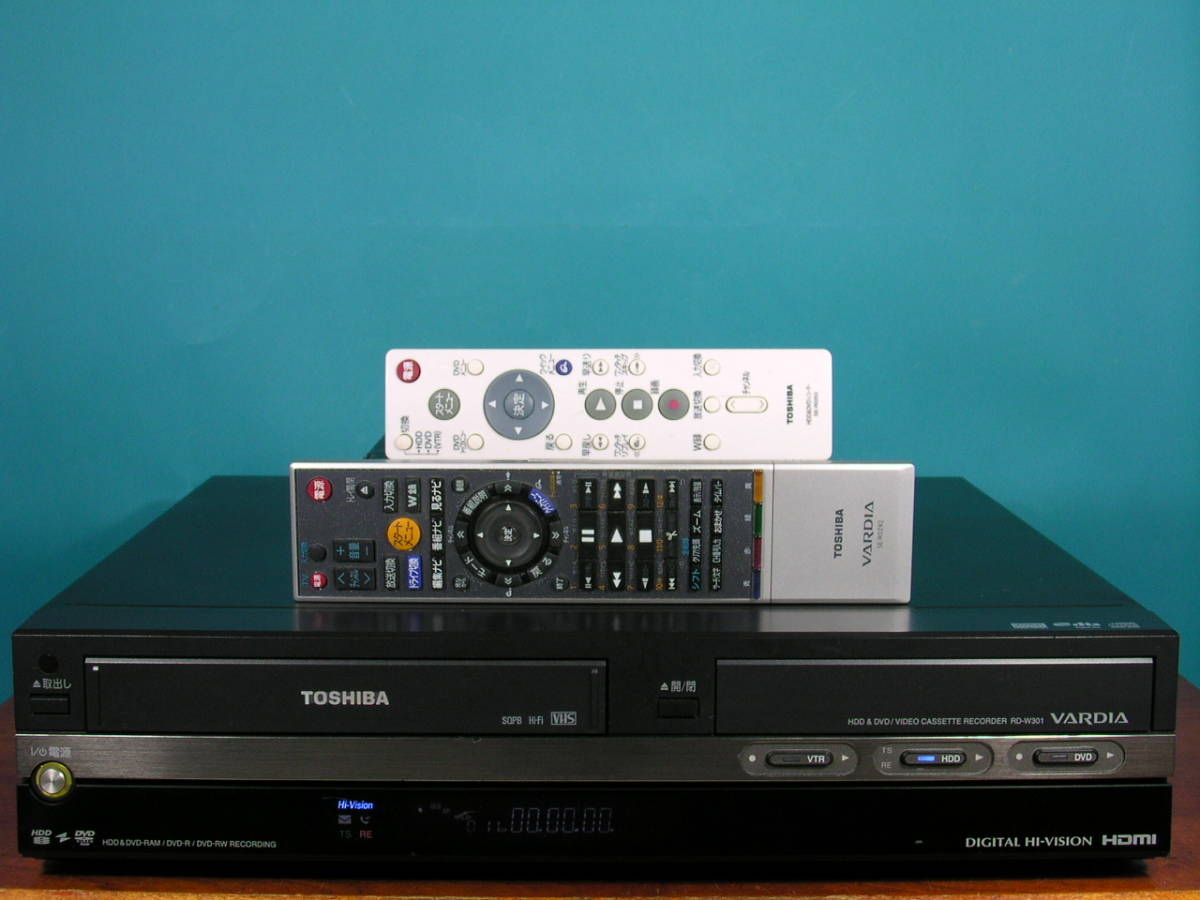 動作品 東芝 VARDIA RD-W301 VHS一体型HDD⁄DVDレコーダー - メルカリ