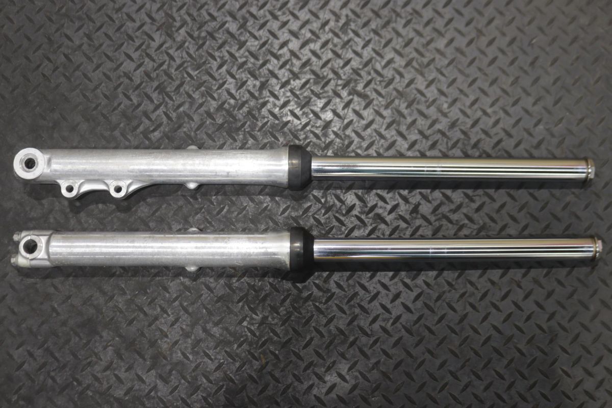 格安，品質保証】 当時物 純正 CB250N フロントフォーク 0073 検
