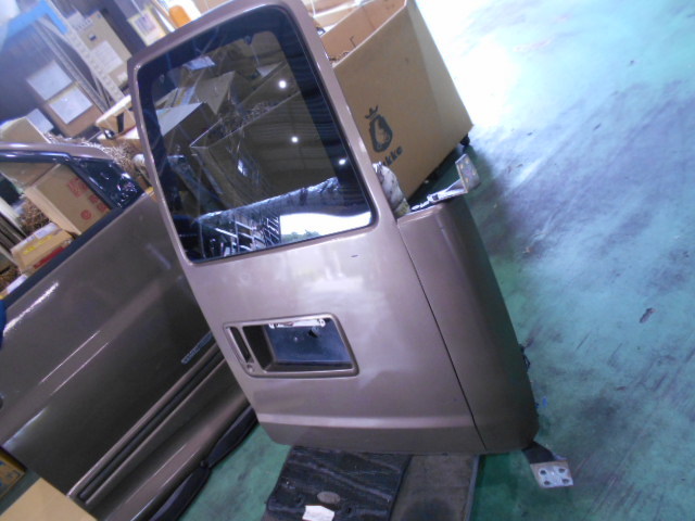 99y GMC サバナ バックドア 右 観音ドア 純正 中古 シボレー 