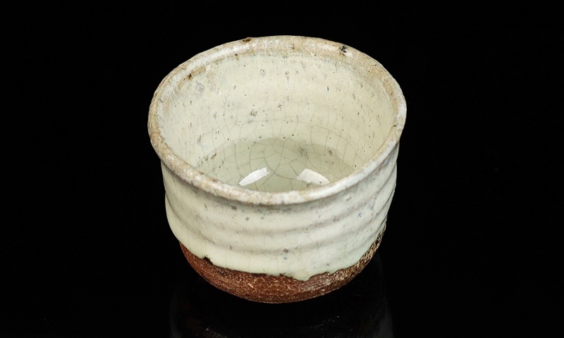 中川自然坊　斑唐津　ぐい呑み　共箱・共布付き 豊富な，新品 【中川自然坊】秀逸作 斑唐津ぐい呑 共箱 保証