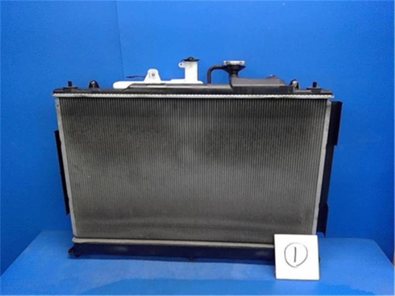 低価，お買い得 マツダ 純正 MPV LY3P ラジエター L33H-15-200C P61200-22004118(ラジエーター)｜売買されたオークション情報、yahooの商品情報をアーカイブ公開 - オークファン マツダ用