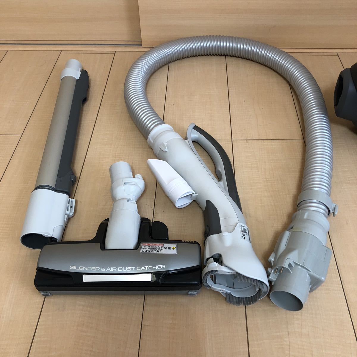 Panasonic パナソニック 電気掃除機 MC-SS300GX-R吸込仕事率：460W