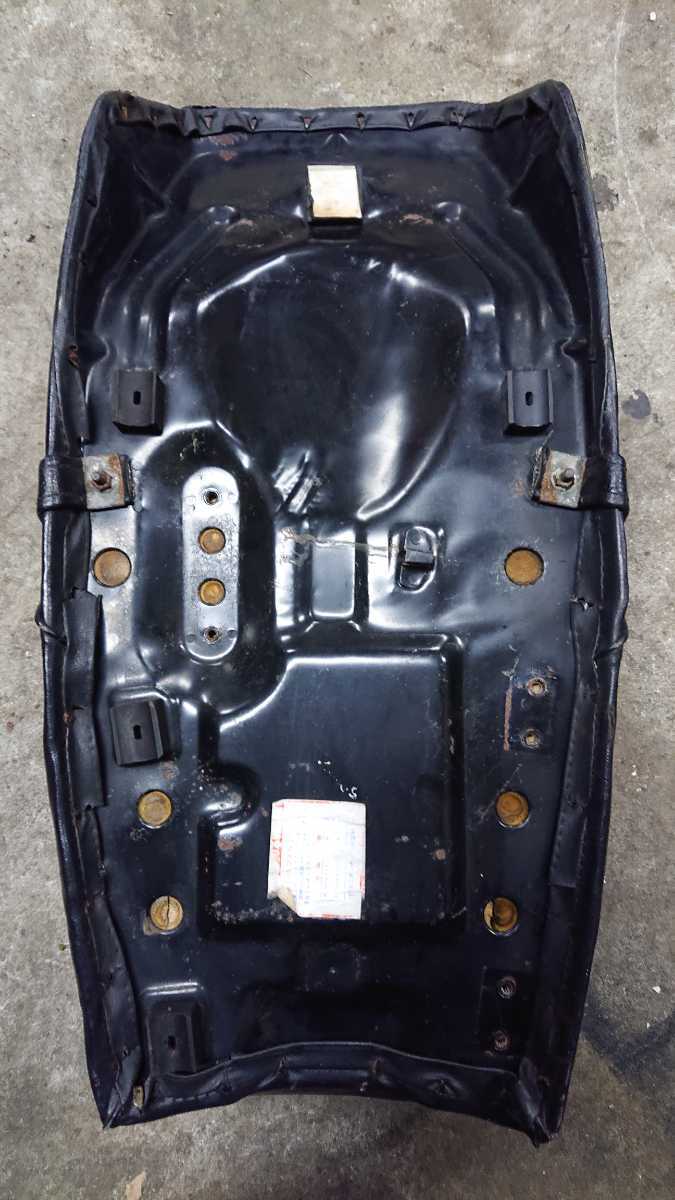 E4 当時物 シート z550fx 純正 z400fx z400j 公式通販 Z400FX Z550FX