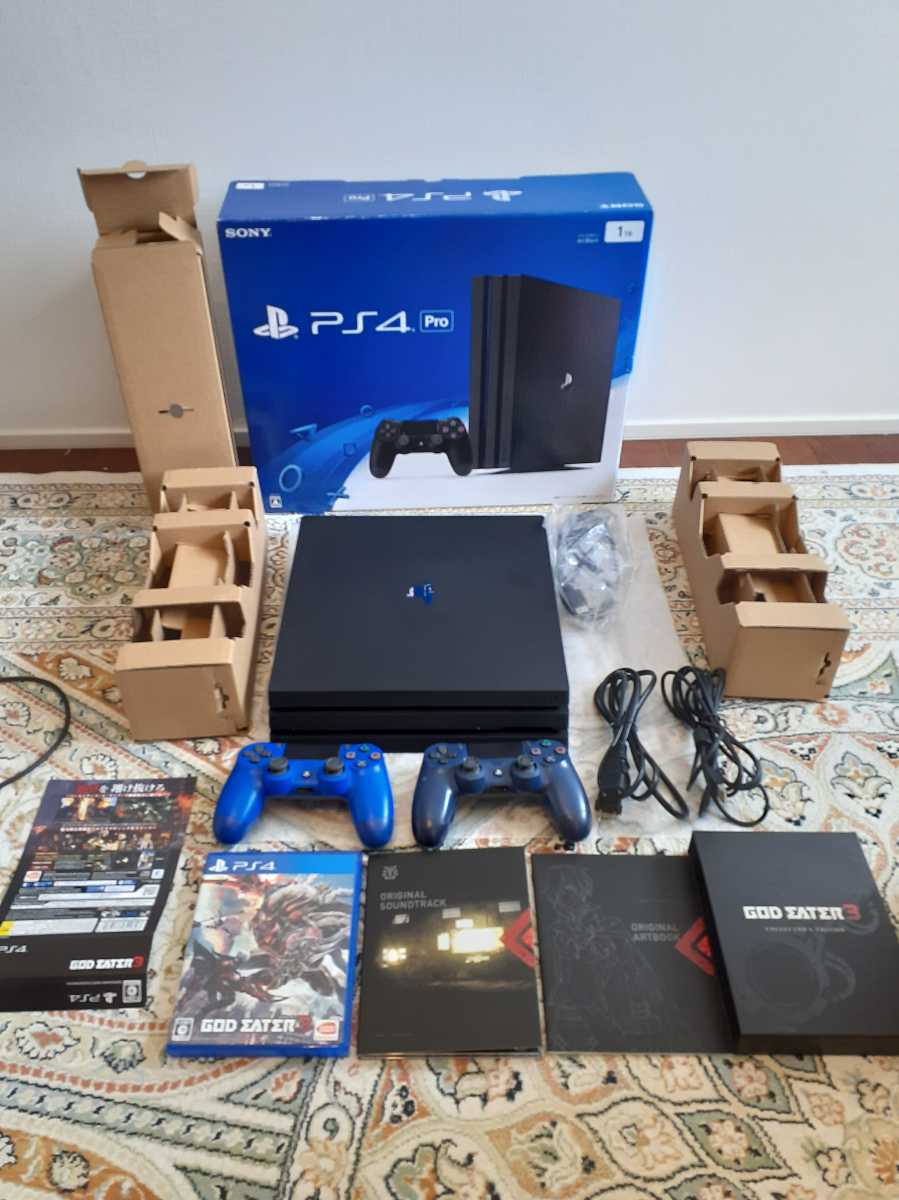 良品 PS4 Pro CUH-7000B 1TB 本体一式 ゴッドイーター3 コレクターズ 