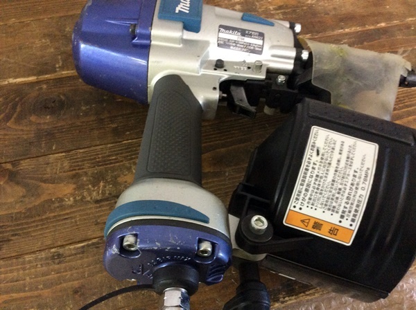 AN622 マキタ 65mm ケース付 中古 常圧釘打機 エア釘打 makita (マキタ) 常圧 動作確認済 コイルネイラ | - (常圧) 65mmエア釘打