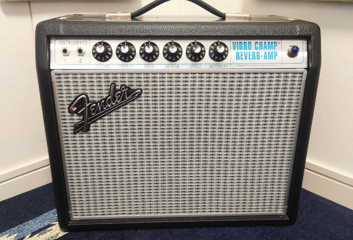 美品 FENDER 