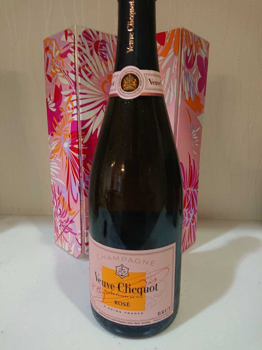 即決］Veuve Clicquot(ヴーヴ・クリコ) ローズ シャンパン ロゼ(赤