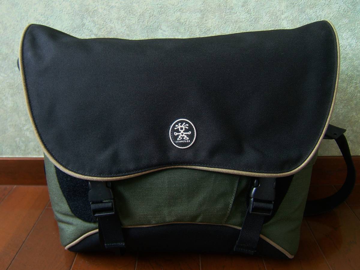 Crumpler Laptop Pocket r⁄ManyBaggers : セカンド クランプラー 