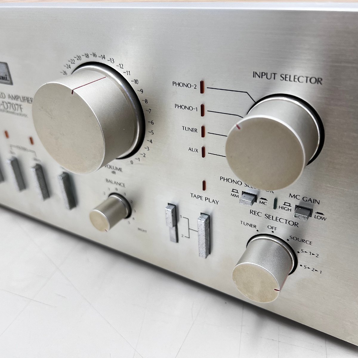 ☆Sansui AU-D707F サンスイ プリメインアンプ ジャンク品 4/063004h