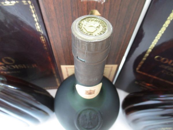 未開封 古酒 COURVOISIER クルボアジェ 3本セット 700ml 特級