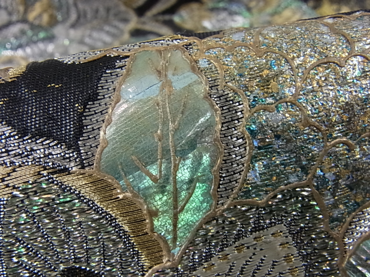 唐織 金銀糸 逸品 花美人着物□六通柄袋帯 花美人 金 六通柄 黒地 正絹 松華文 ic1136 正倉院花唐草文 平和屋着物□六通柄袋帯 螺鈿箔 金糸 銀彩