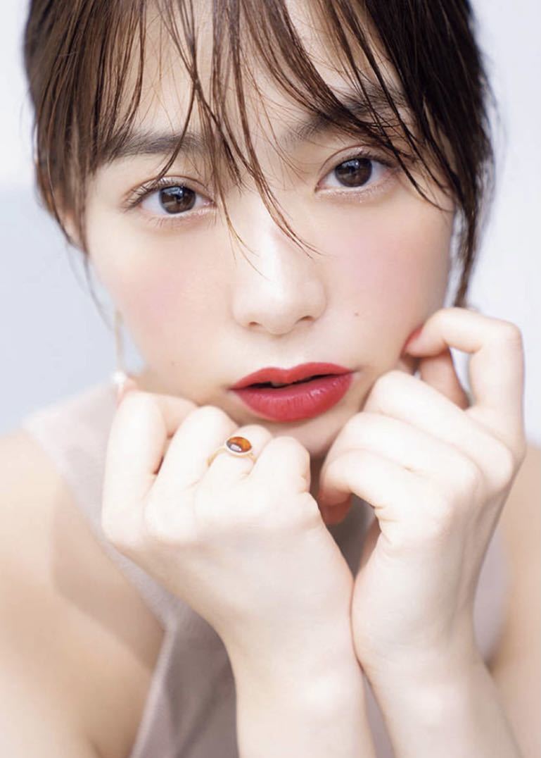 宇垣美里 チェキ10点 + おまけ(L判写真12点) 注目】宇垣美里 女子アナ L判 20枚+93 高画質 写真 まとめ(写真)｜売買