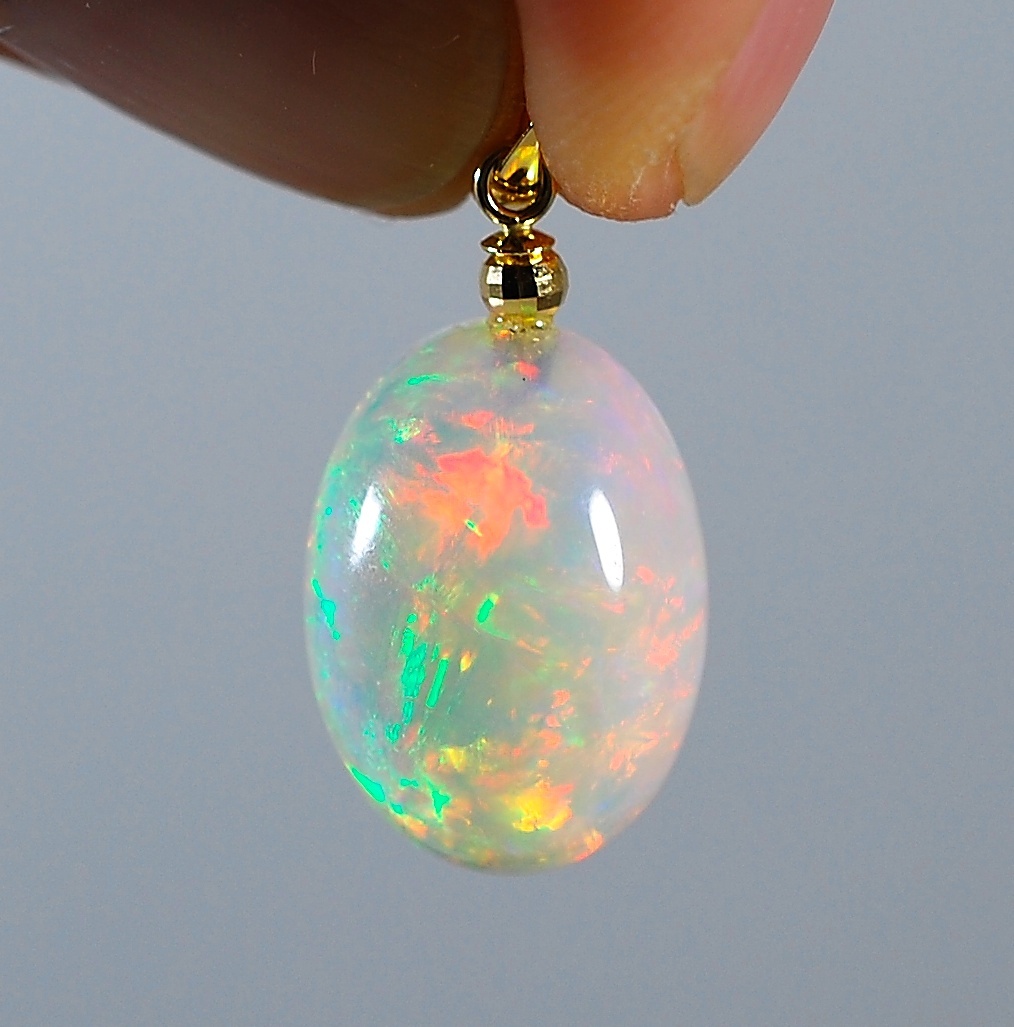 100～ソ付K18ネオンカラー遊色綺麗!天然オパール2.90ct13.4×10.5㍉全長