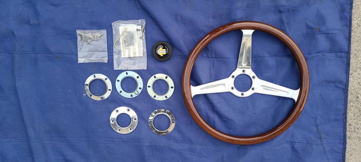 車 希少 当時物 モモ ウッドステアリングハンドル MOMO TYP JL36 旧車