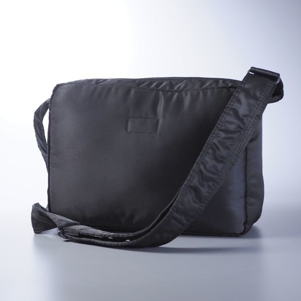 即発送可 PORTER × HYKE HELMET BAG SMALL BLACK バッグ | TWSTORYBOOK.NET