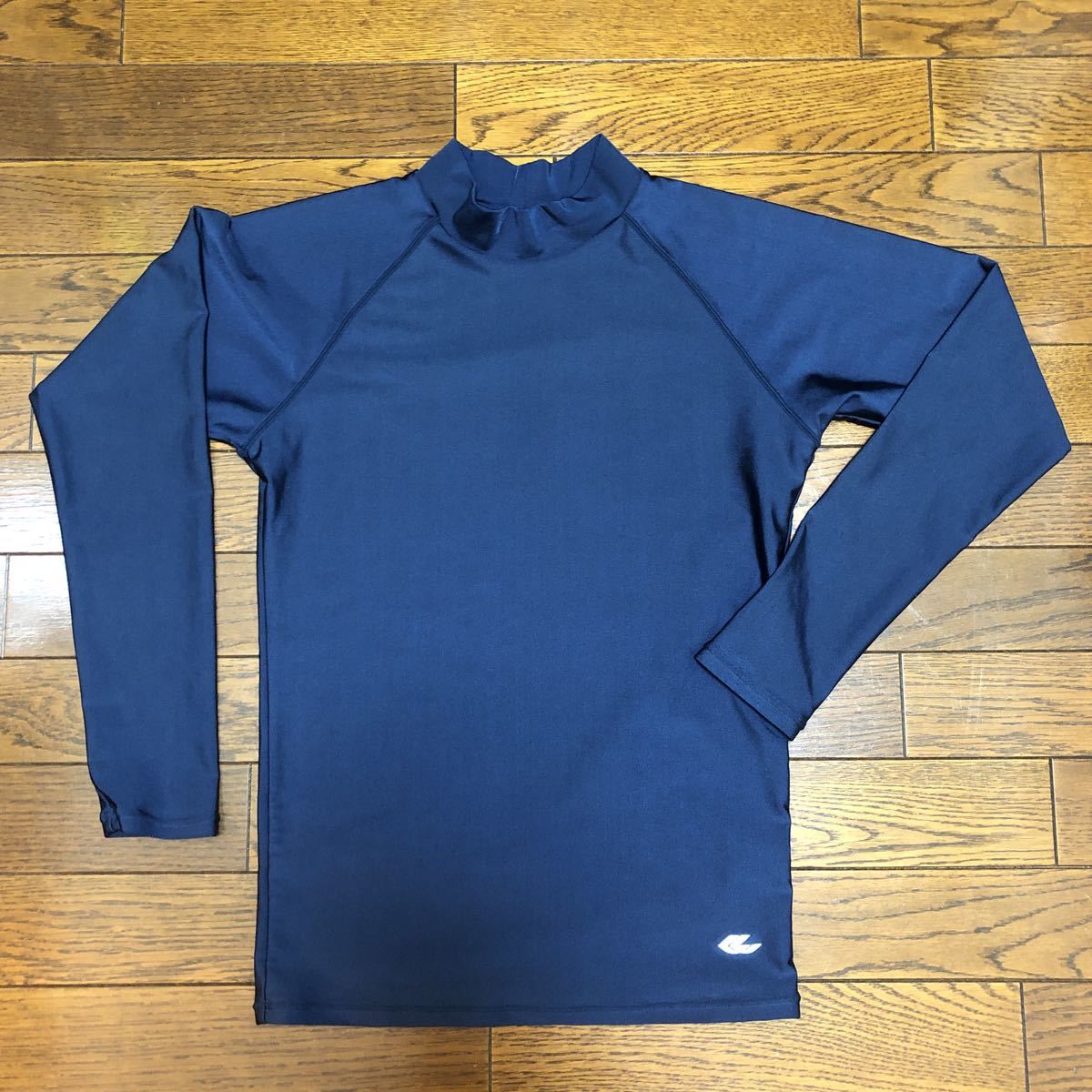 美品　スクール水着　ラッシュガード 小学生高学年　　　　140〜150_1