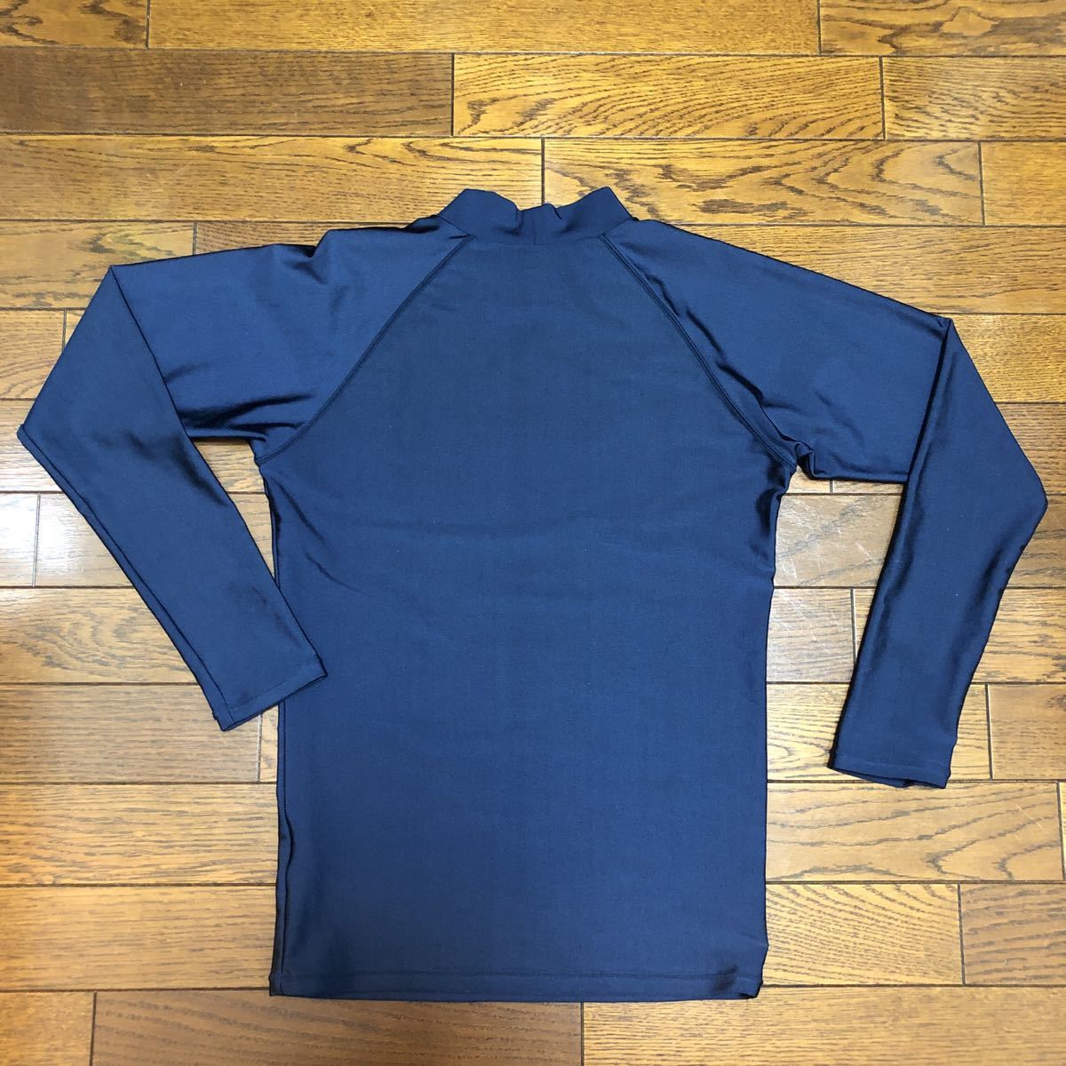 美品　スクール水着　ラッシュガード 小学生高学年　　　　140〜150_3