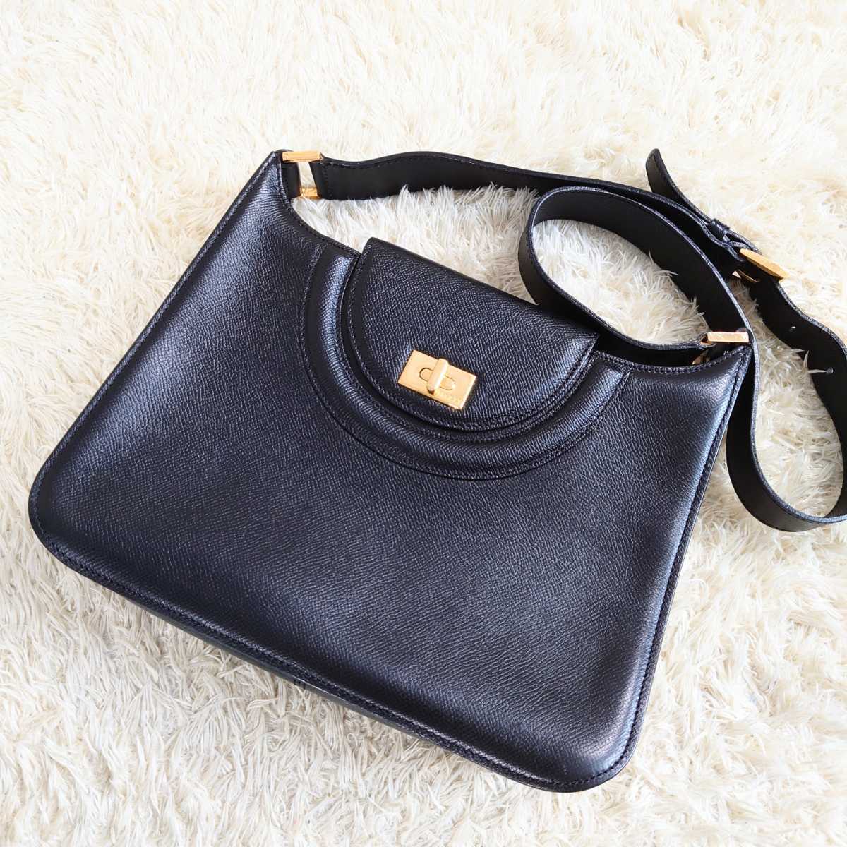 極美品】Bally バリー ショルダーバッグ ターンロック ゴールド金具 