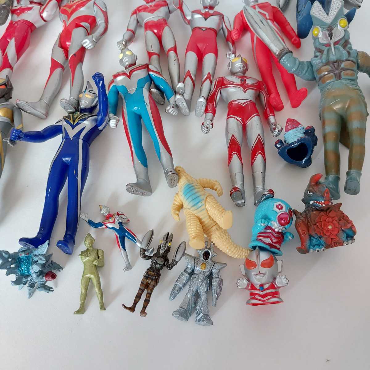 1円～ ウルトラマン ソフビ 人形 まとめ売り バンダイ 怪獣 特撮 