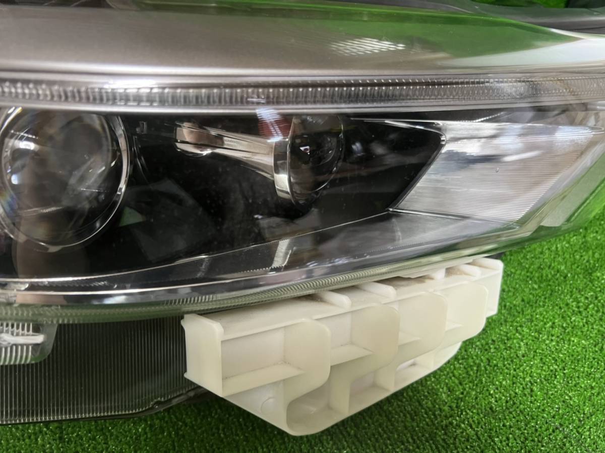 トヨタ サイ☆純正 LED ヘッドライト 右☆AZK10 後期☆KITO 75-14 打刻 
