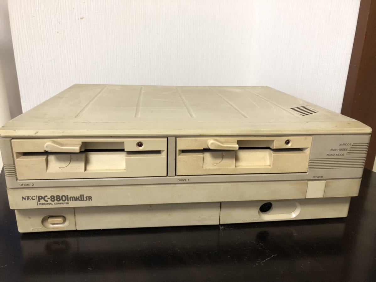 NEC PC-8801mkIISR 本体のみ 動作品 NEC PC-8801 本体のみ レトロPC mkII PC-8801mkIISR PC88 日本