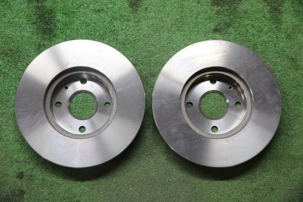 Brembo/ブレンボ ブレーキローター フロント マツダ ユーノス 100/ランティス/レーザー BG8PE/CBA8P/BG8PF/BG8RF 等(ブレーキローター)｜売買されたオークション情報、yahooの商品情報をアーカイブ公開 ブレーキローター