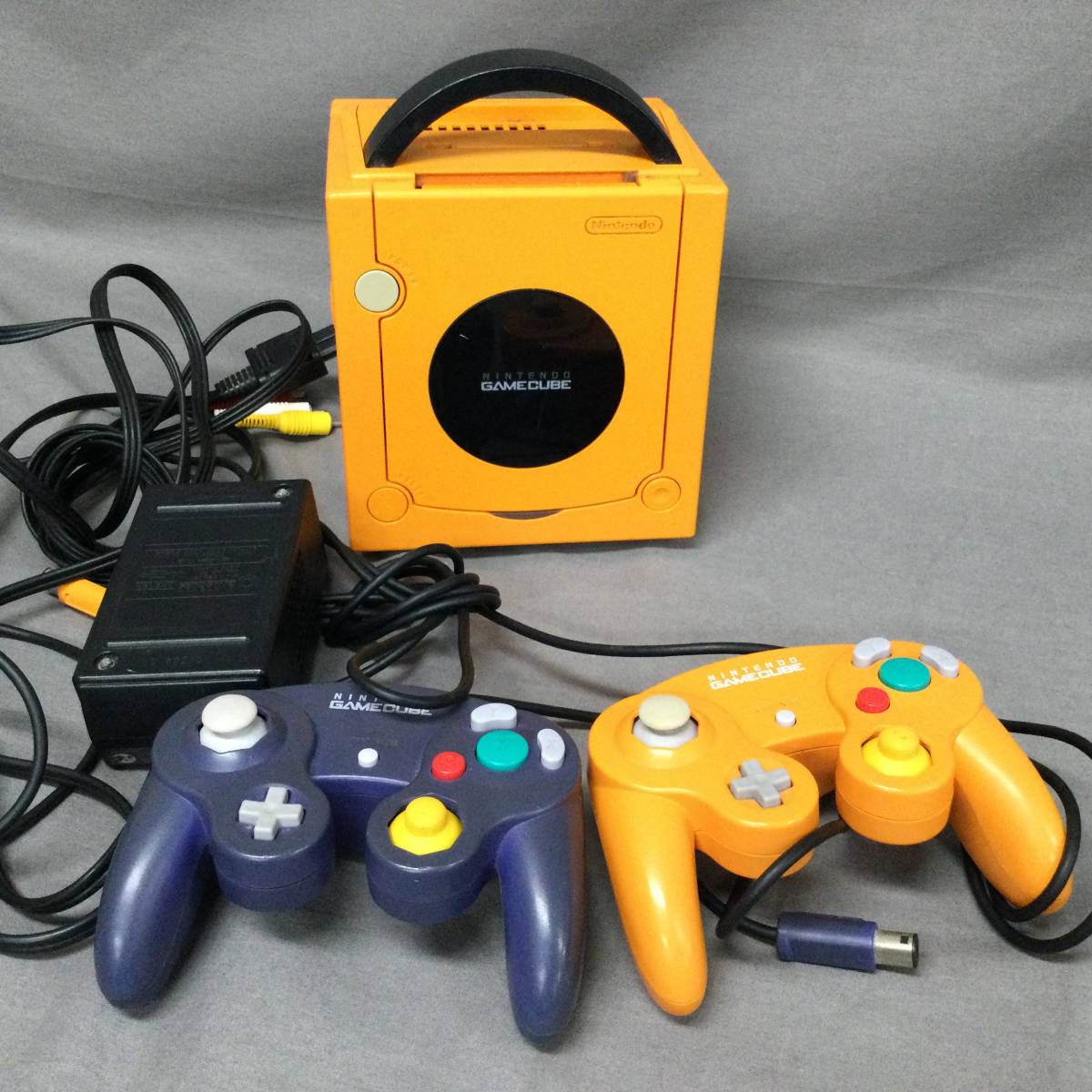 040715 210606-7 NINTENDO 任天堂 ゲームキューブ GAME CUBE 本体 