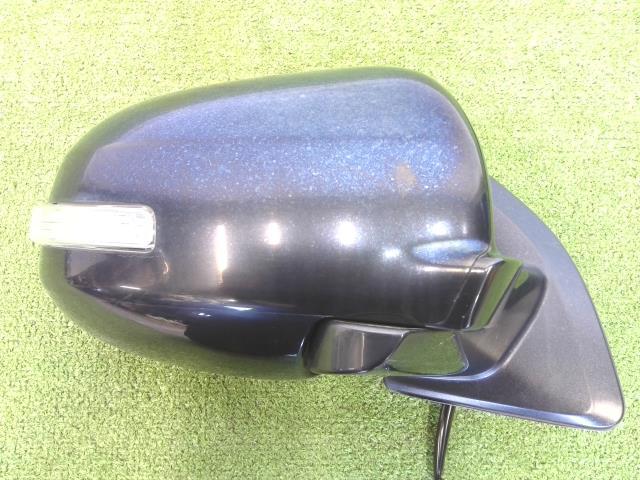 アウトランダー DBA-CW5W X42 黒 右サイドミラー 7632B424