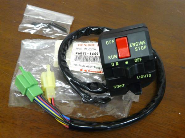 GPZ900R GPZ400R 右スイッチボックス ライトスイッチ ゼファー
