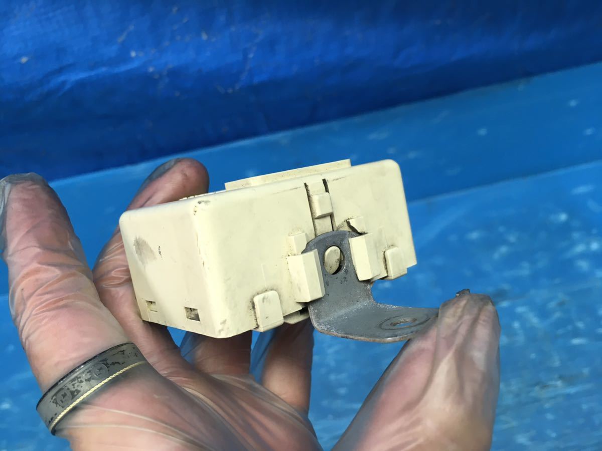 GA70 スープラ SUPRA 後期 純正 テールランプ リレー LAMP FAILURE 