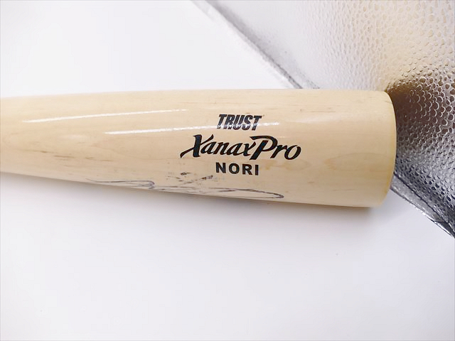 希少 NPB刻印 DeNAベイスターズ時代 中村紀洋 直筆サイン入り 99番