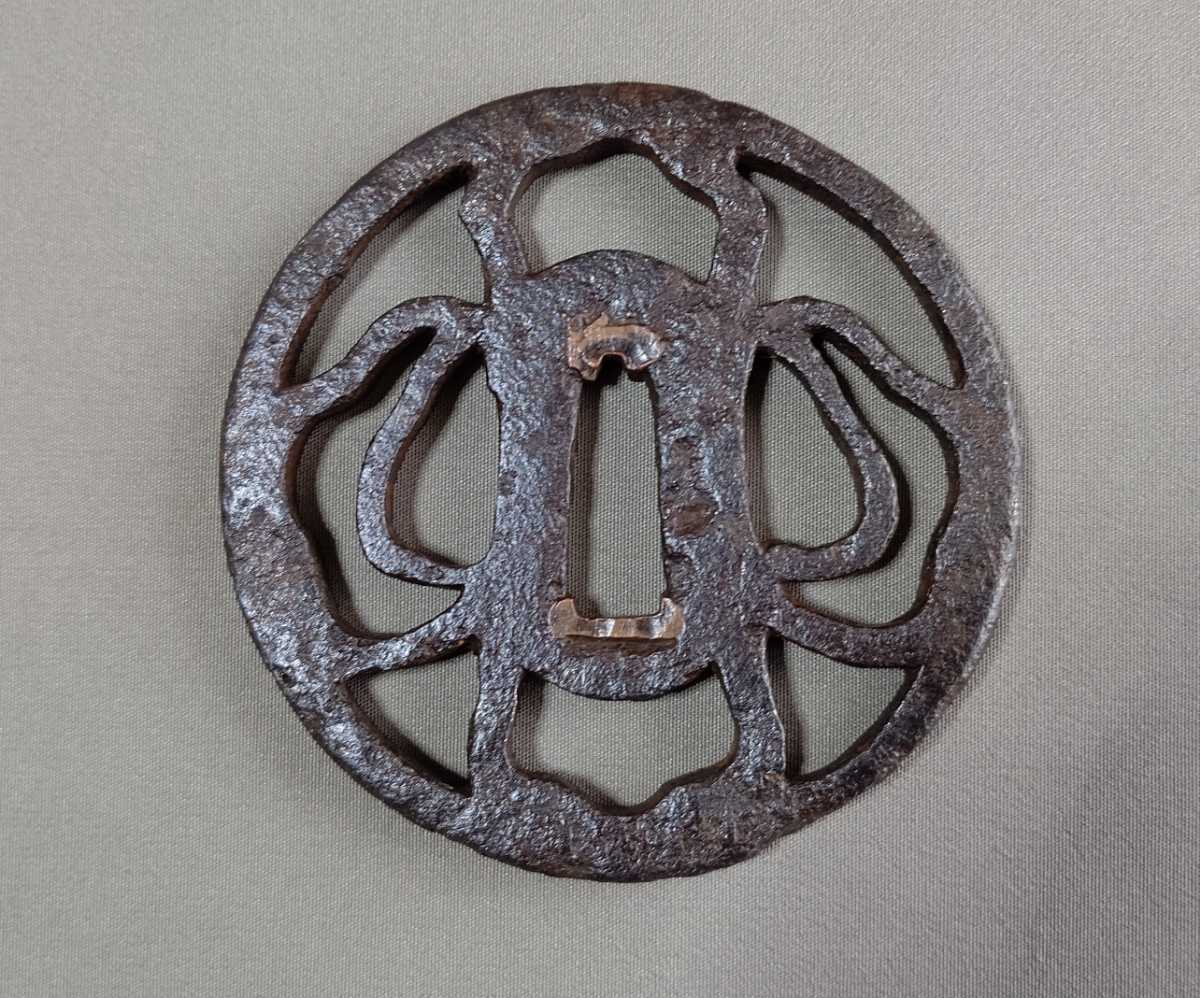 刀装具　鉄鍔　鐔　② 武具　刀 刀装具 鍔 鐔 つば tsuba 二つ巴 鉄 甲冑師 (検索 katana 鍛冶屋敷