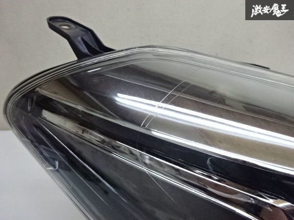 トヨタ 純正 NSP130 ヴィッツ 中期 LED ヘッドライト ランプ ユニット