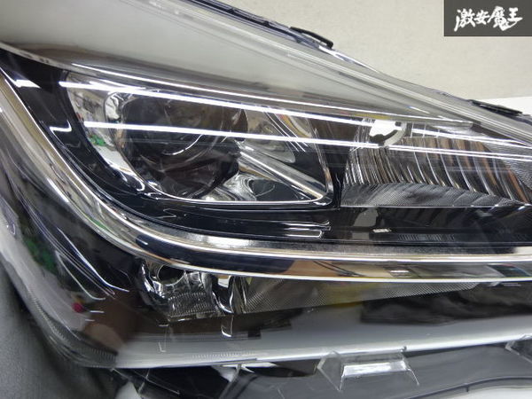 トヨタ 純正 NSP130 ヴィッツ 中期 LED ヘッドライト ランプ ユニット