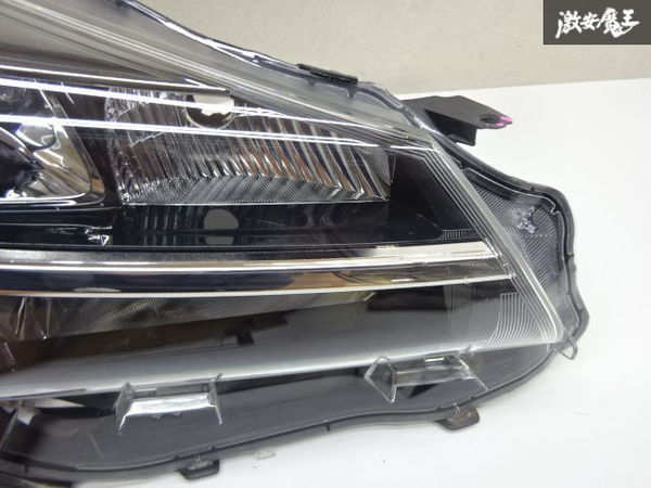 トヨタ 純正 NSP130 ヴィッツ 中期 LED ヘッドライト ランプ ユニット