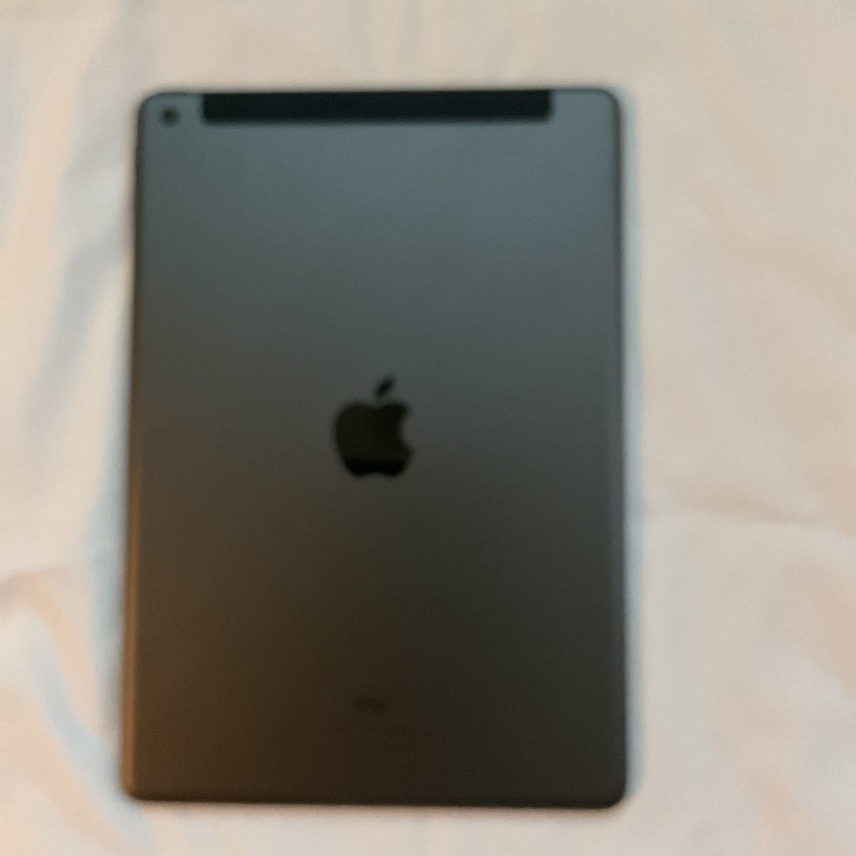 iPad第8世代 スペースグレイ セルラーモデル 128GB ◇美品 【公式通販】