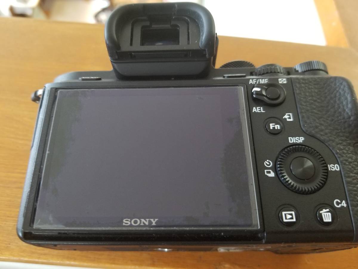 SONY α7 II ILCE-7M2 ボディ シャッター回数40,482枚 SONY α7 II ILCE-7M2 ボディ シャッター回数40,482枚 α7 II | デジタル