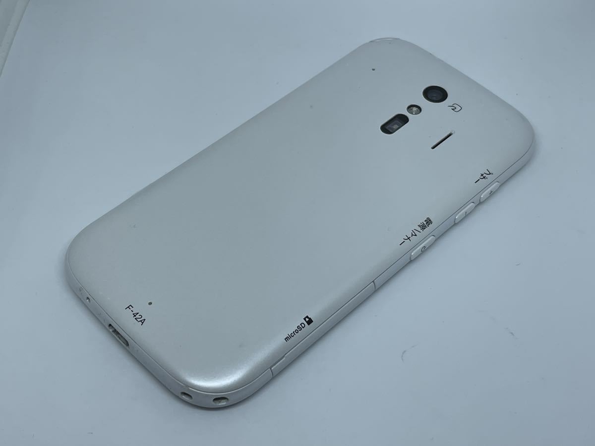 ☆SIMロック解除済み☆動作確認済み☆docomo らくらくスマートフォン F 