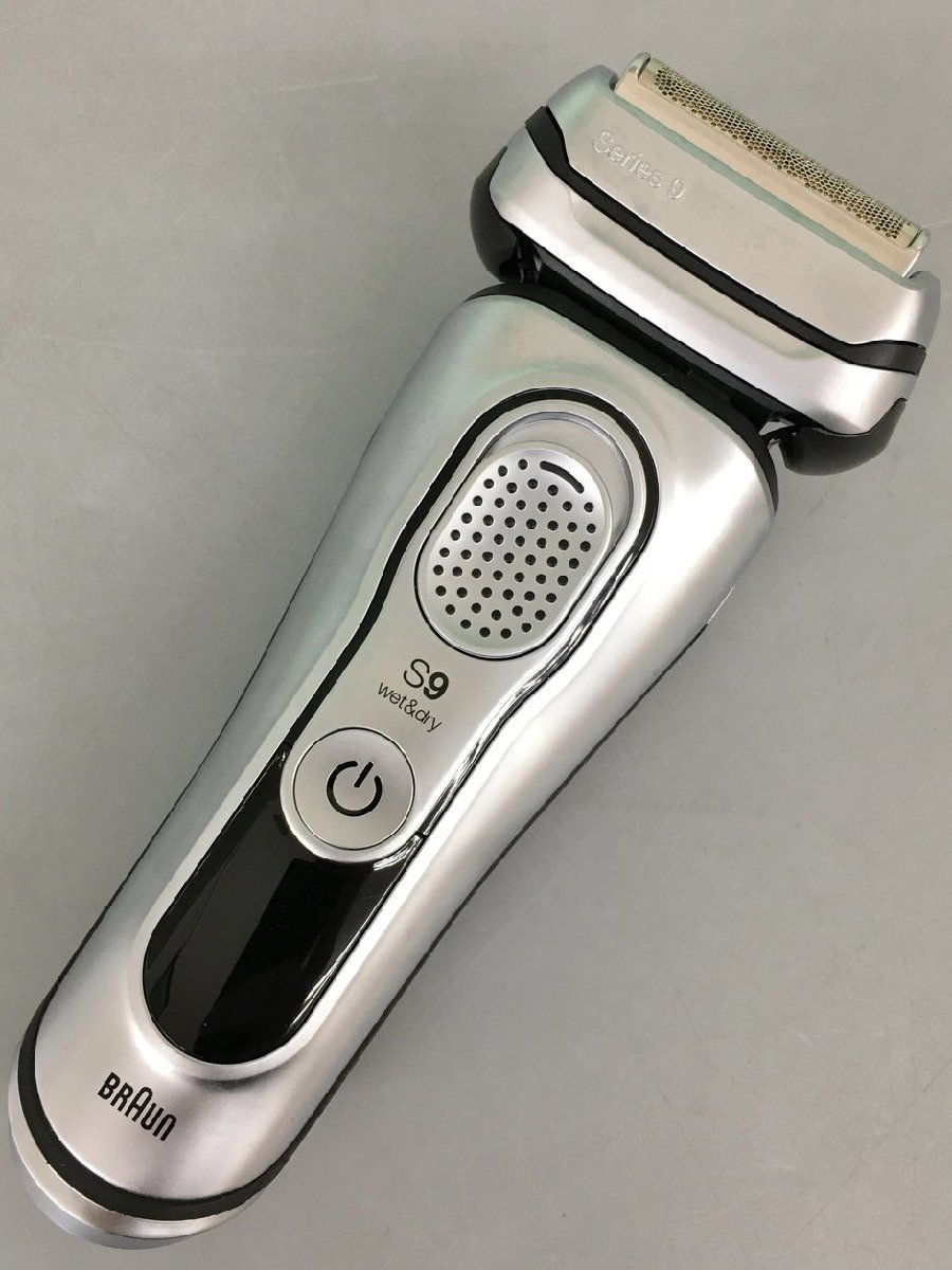 電気シェーバー ブラウン S9 5793 C-01 展示美品 美品 2208LT011