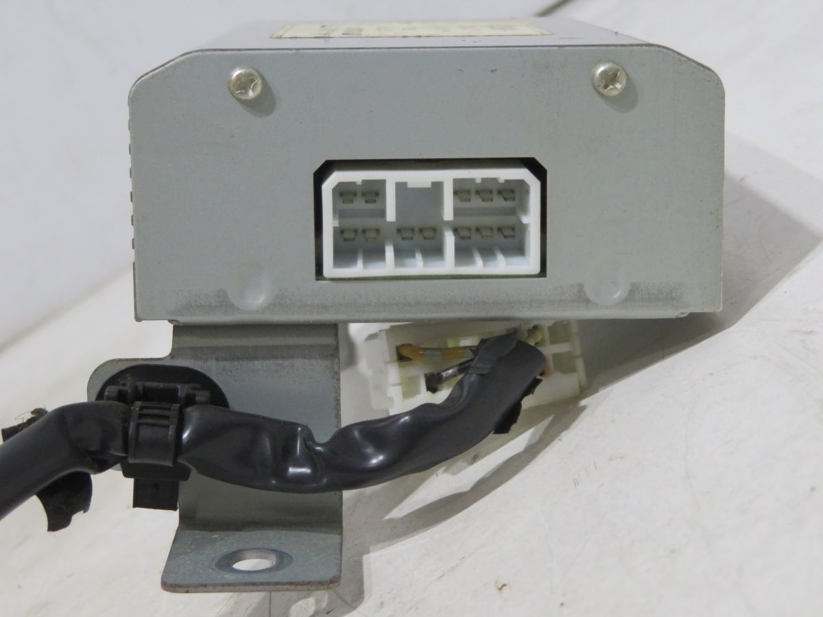 22-16-37 デリカ D5 CV5W 【 100V AC インバーター 8638A011 G8D-779