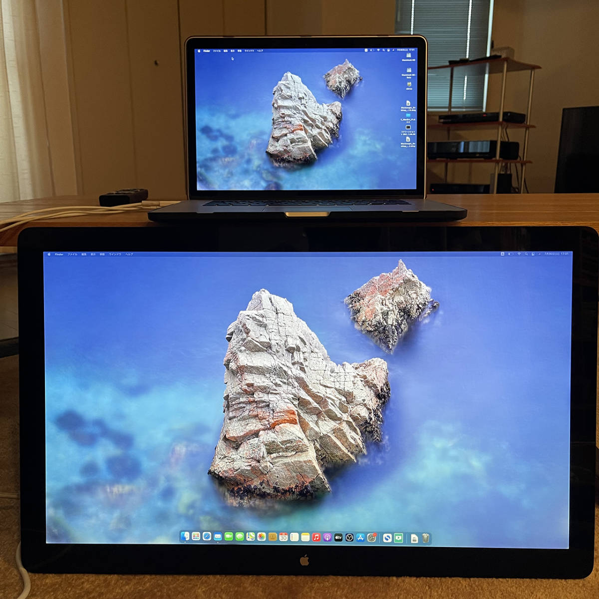 Apple Thunderbolt Display 27インチ VESA仕様（ MC914J/B）☆美品(Mac 