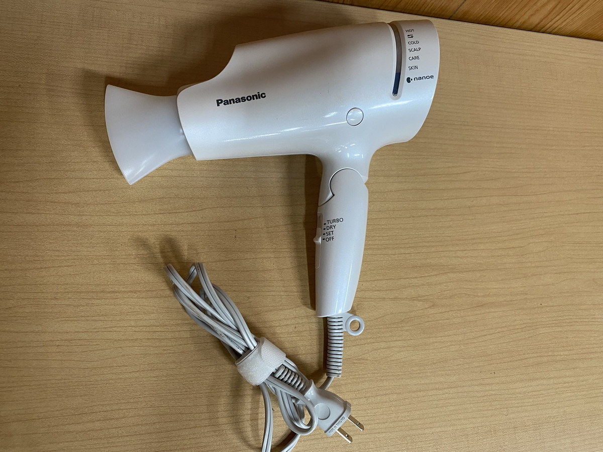  a-22 PANASONIC ドライヤー EH-CNA9E 通電確認済 21年製(パナソニック、ナショナル)｜売買されたオークション情報、yahooの商品情報をアーカイブ公開 - オークファン パナソニック、ナショナル
