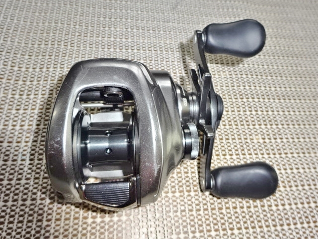 18バンタム hg 右巻き ゴメクサスハンドル シマノ 18バンタム hg 右巻き ゴメクサスハンドル SHIMANO シマノ18
