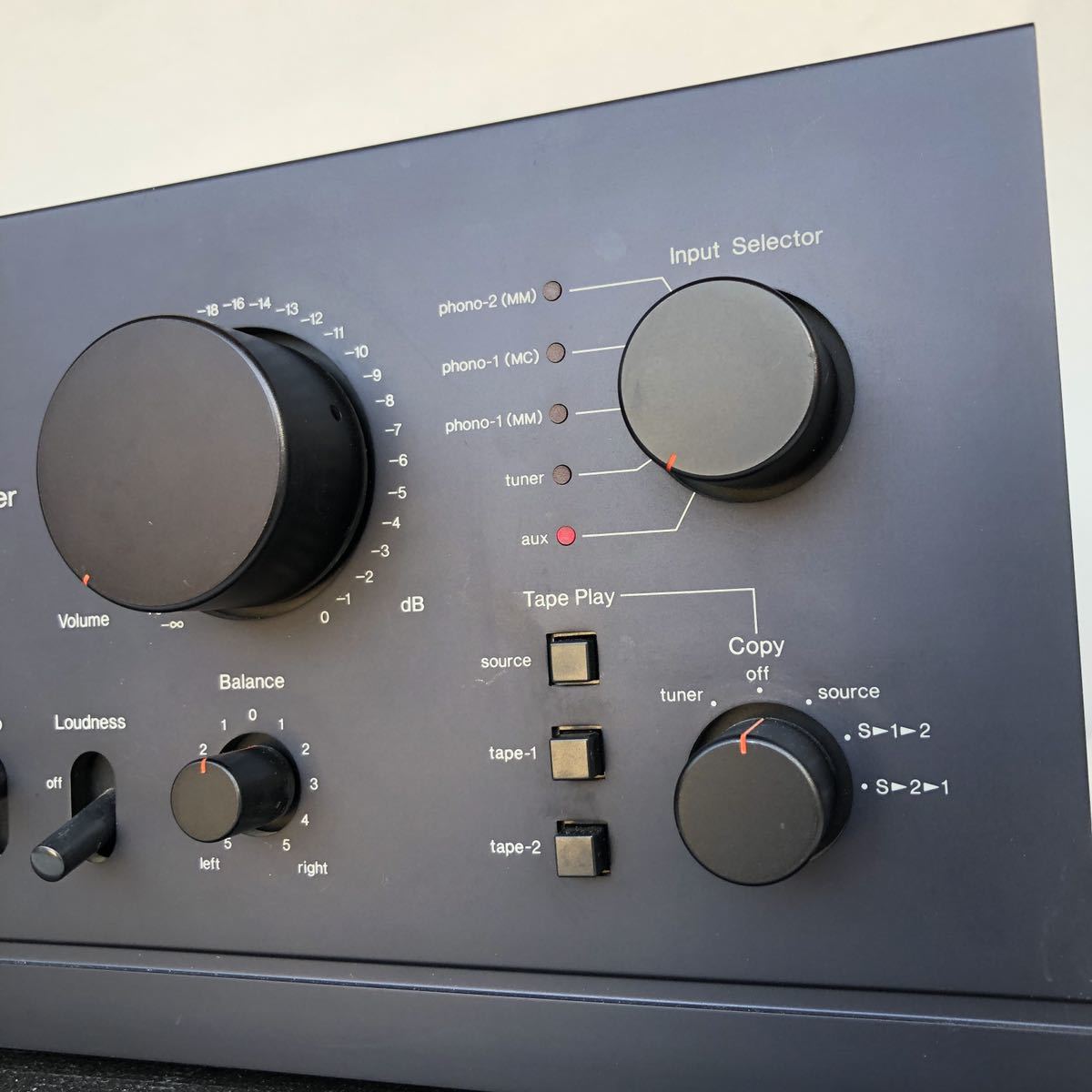 SANSUI 1979年 AU-D707 DC プリメインアンプ 簡易テスト済み 【公式通販】