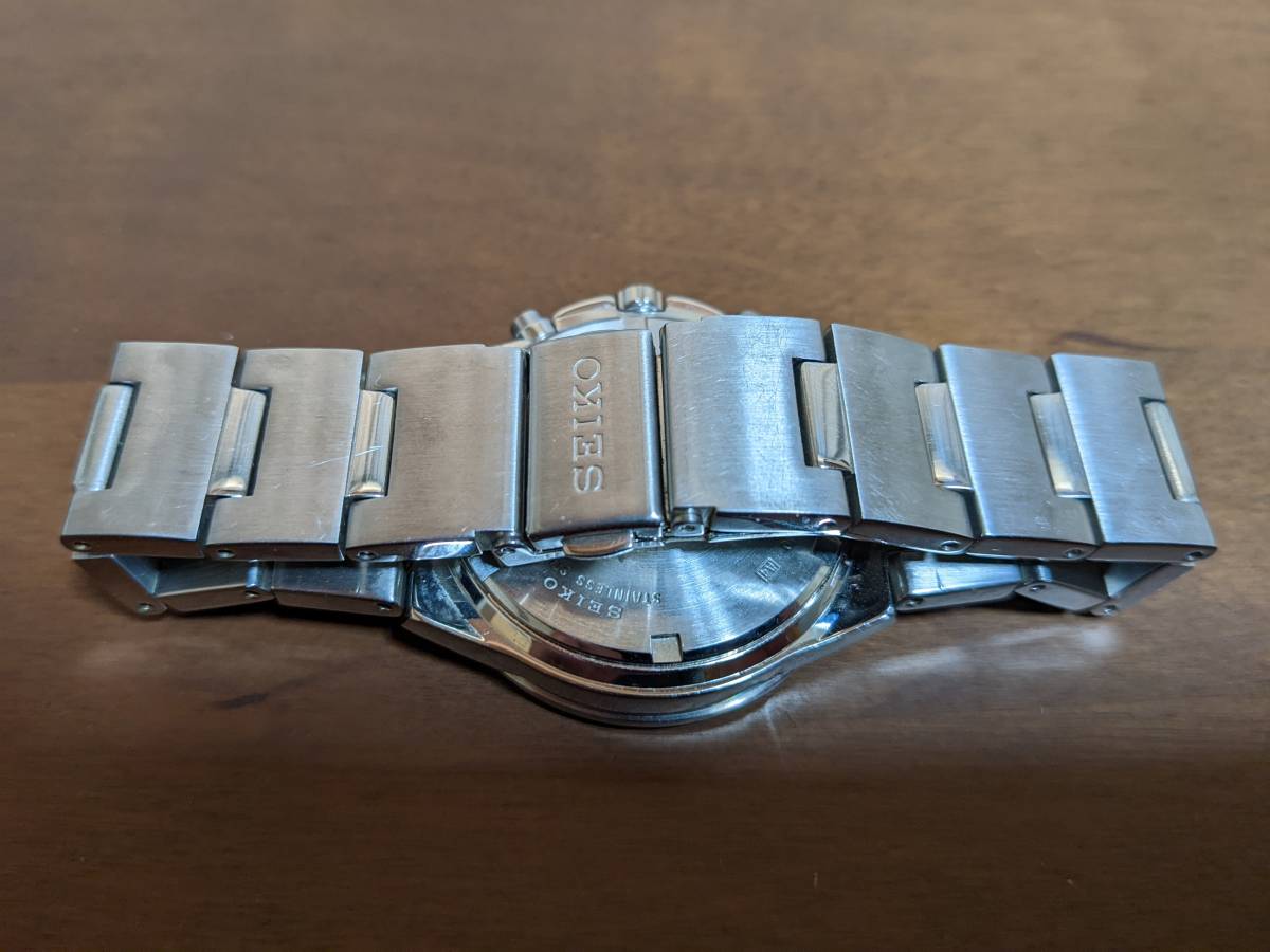 セイコー SEIKO V657-0A10 クロノグラフ デイト クオーツ 腕時計 白 