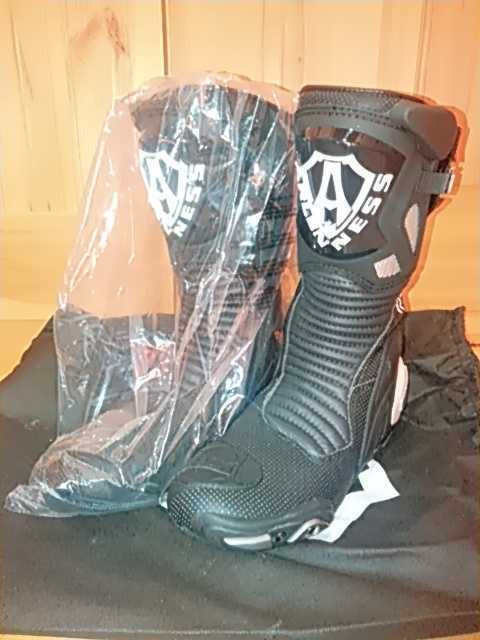 お買い得，大得価 ラスト１/ セール ARLENNESS/1436/レーシングブーツ/WHITE＆BLACK/42/サイズ/26 26.5㎝/レース/定価45600円/峠/サーキット(26.0cm)｜売買されたオークション情報、yahooの商品情報をアーカイブ公開 - オーク 一般
