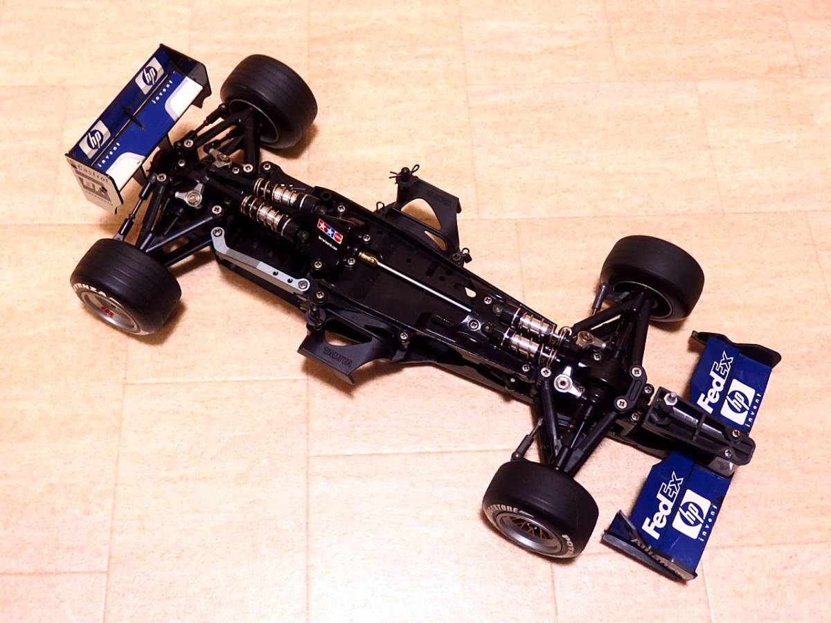 タミヤ F1シャーシ F201 希少ミシュランタイヤ付き タミヤ F1シャーシ F201 希少ミシュランタイヤ付き タミヤ F1シャーシ