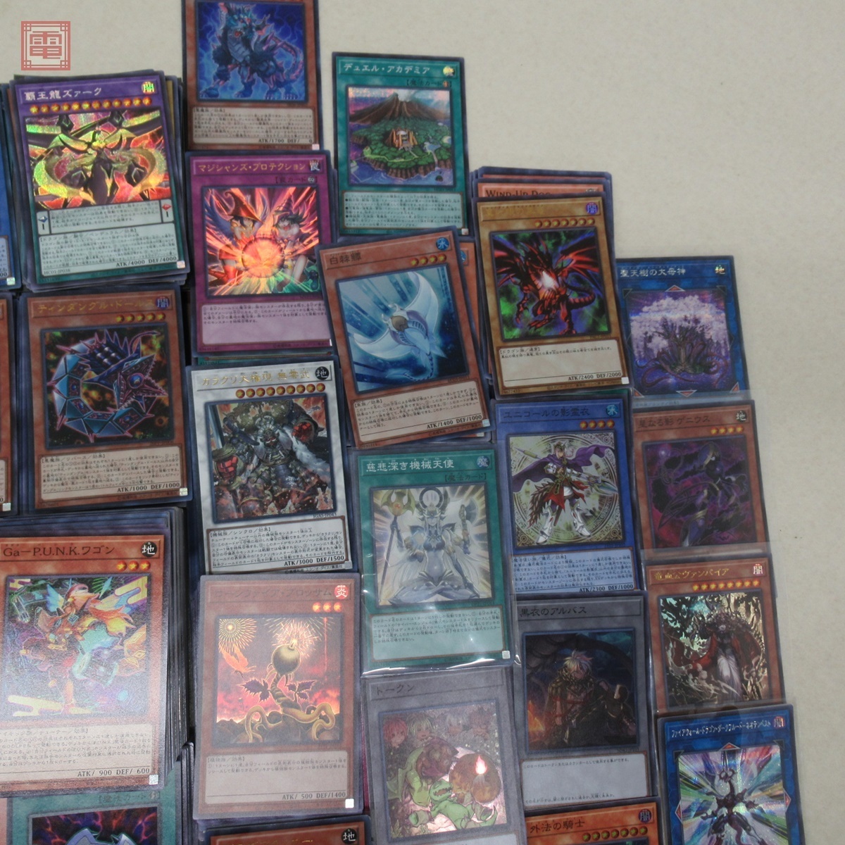 遊戯王 カード 3期以降のみ まとめて大量約5 セット Gx 5d S Hero 真紅眼の黒竜 手札誘発 高橋和希 10 セット まとめ売り 売買されたオークション情報 Yahooの商品情報をアーカイブ公開 オークファン Aucfan Com