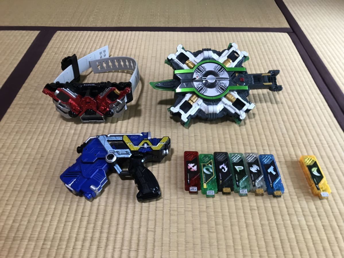 S.H.Figuarts  仮面ライダーオーディン&ゴルドフェニックス mBM933b [難有り] 当時物 バンダイ 恐竜戦隊 ジュウレンジャー DX